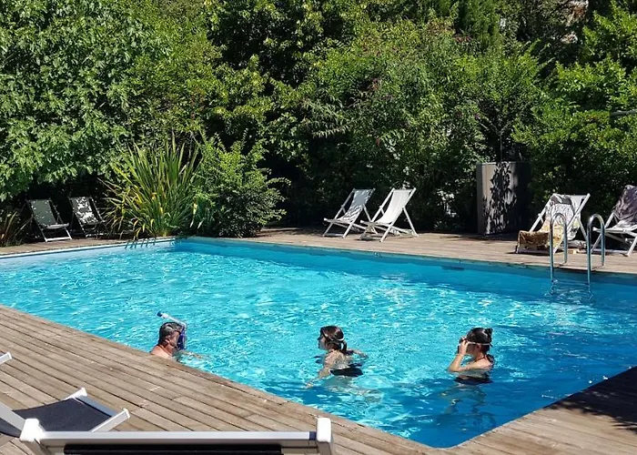 Camping Les Cent Chenes Saint-Jeannet  photo