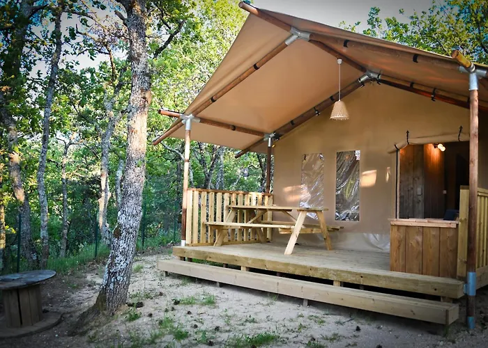 Camping Le Colorado Rustrel photo