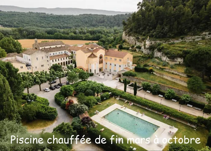 Hotellerie Notre Dame De Lumieres Goult photo