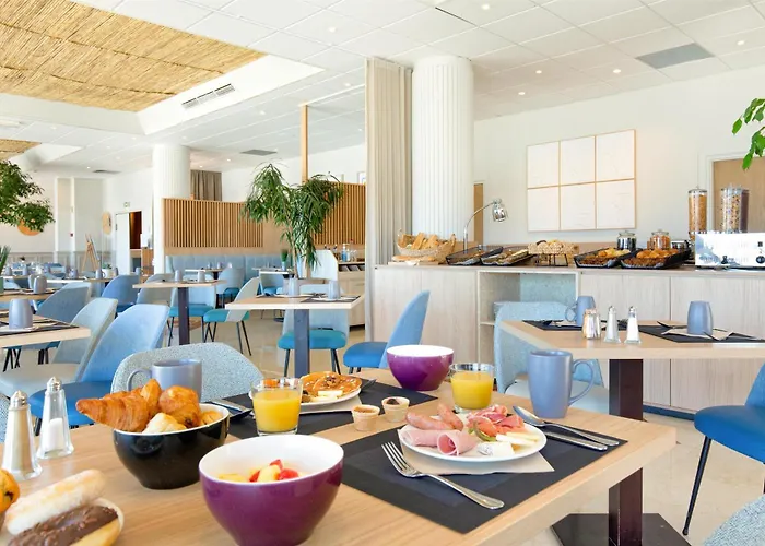 Best Western Plus La Marina Saint-Raphael  photo