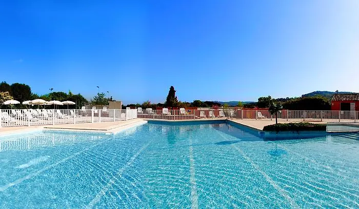 Le Domaine Du Thronnet Aparthotel Figanieres photo