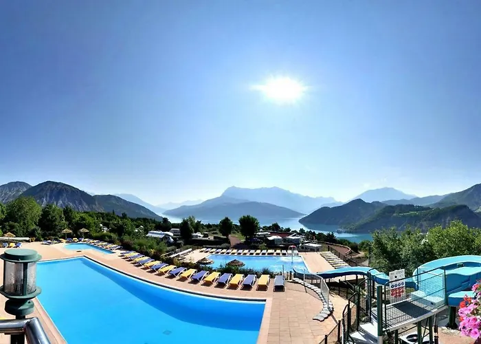 Camping La Viste Hotel Rousset  photo
